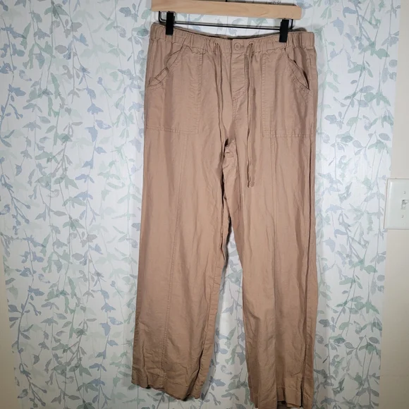 New York & Company Women's Beige Ankle Pants - Picture 1 of 5